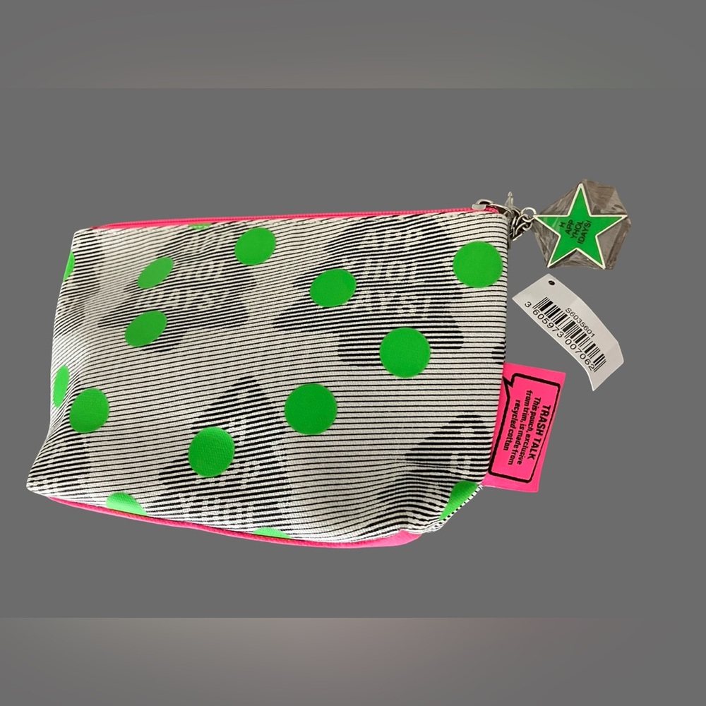 Kiehl’s Cosmetic Accessory Bag Zipper Closure Hanging Star Charm NWT